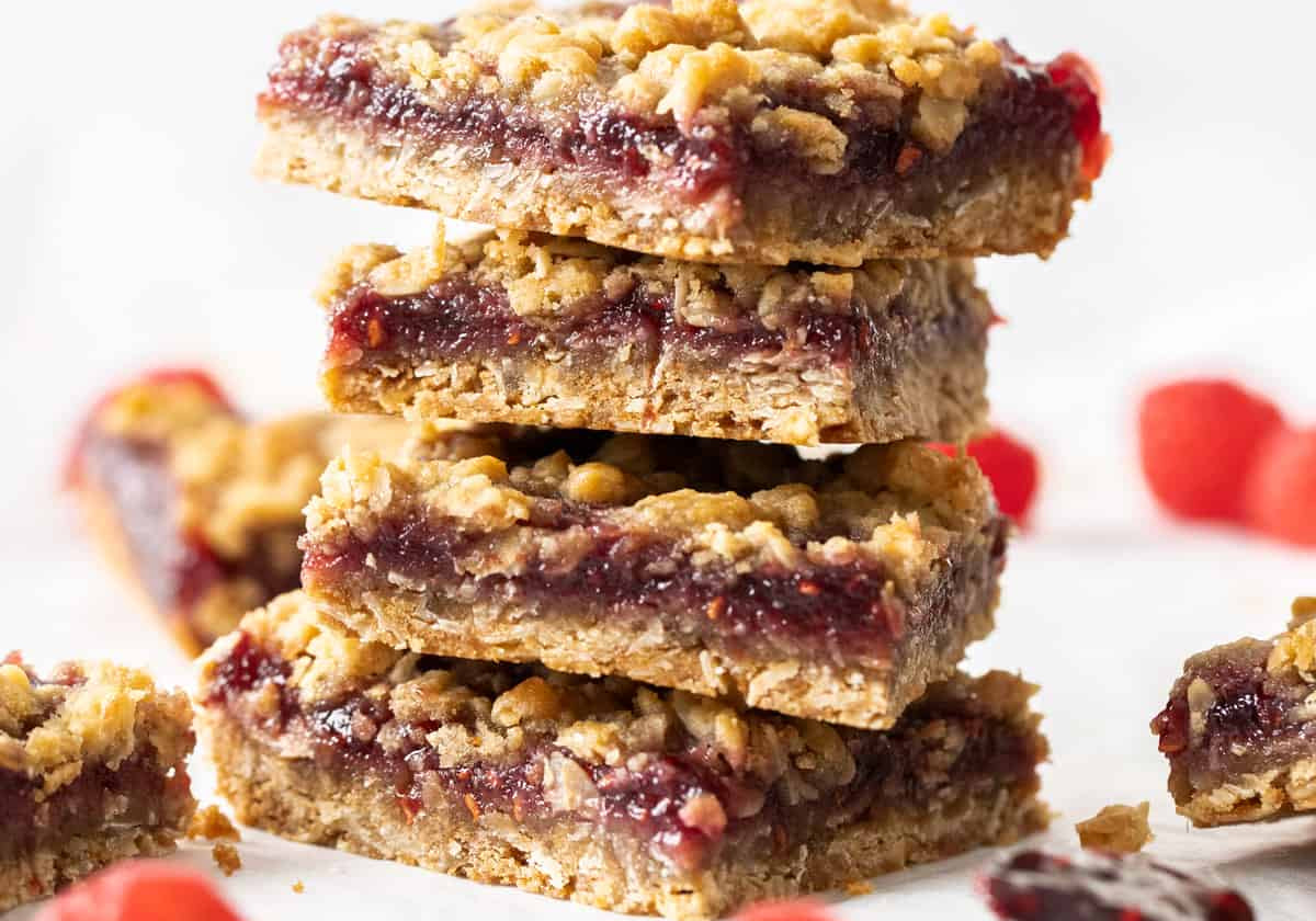 Healthy Breakfast bars with Jam