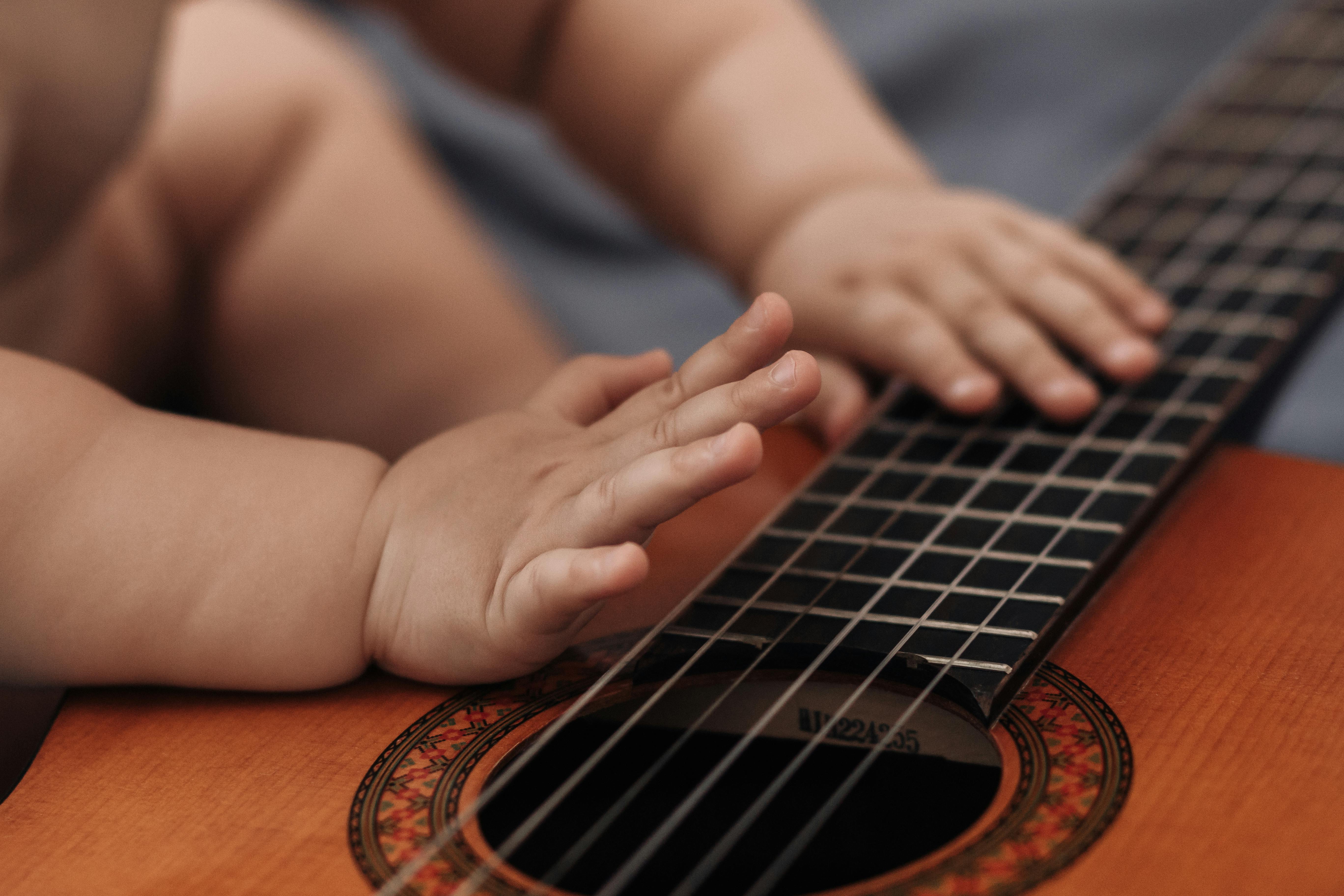 The benefits of music 0-6months