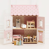 Roseheart Wooden Dolls House, Furniture & Family