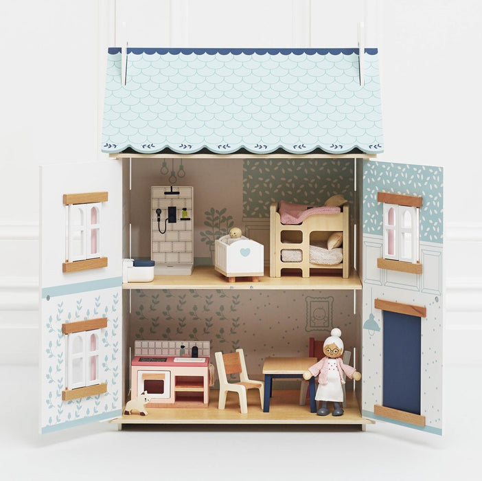 Bluebelle Wooden Dolls House