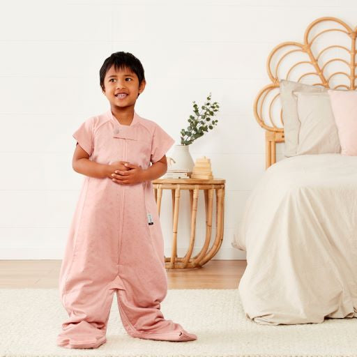 ErgoPouch - Organic All Year Short Sleeved 2 in 1 Sleeping Suit Bag - Berries - 1.0 TOG