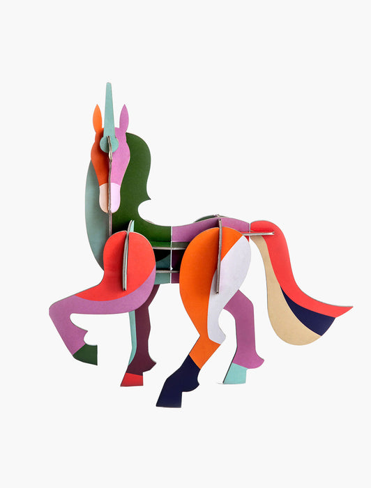 Mythical Figurines – Giant Unicorn